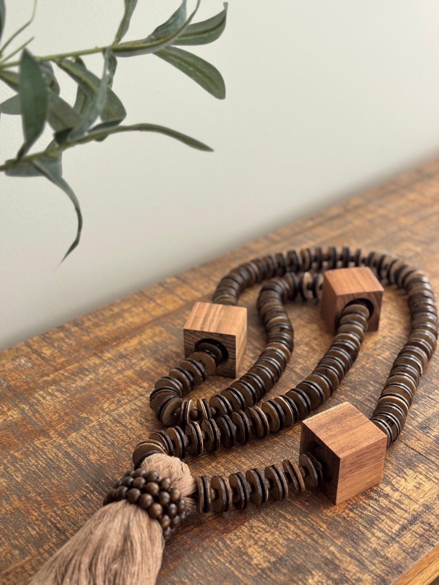 Collar Cubos
